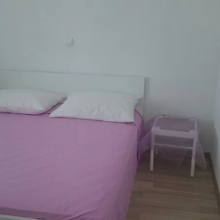 Apartment Lavanda Selca (Brac)